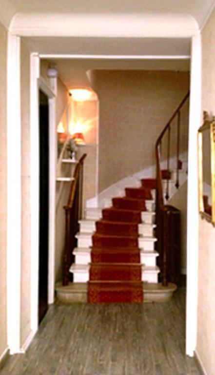Hotel Le Home Saint Louis Версал Екстериор снимка